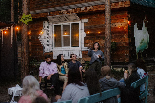 Арт-парк на Байкале живет: летний фестиваль объединил художников со всей России