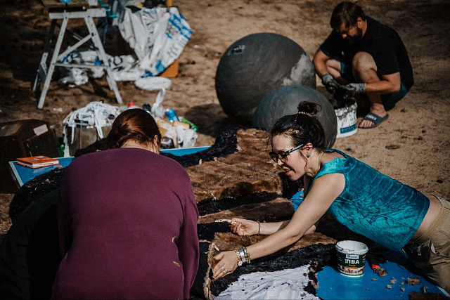 Арт-парк на Байкале живет: летний фестиваль объединил художников со всей России