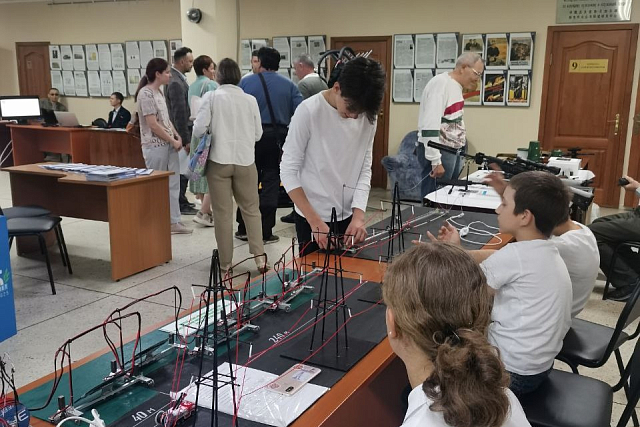 Школьники из Иркутска презентовали экотехнологии на международном уровне