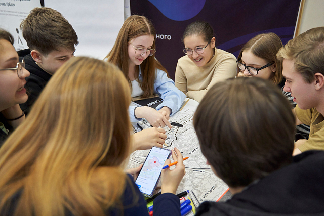 Проект «Точка Урбан» провел для школьников штурм-лабораторию «Город и экология»