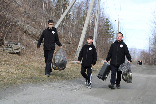 Иркутский проект «Лигнинград» поддержал экомарафон в Слюдянке